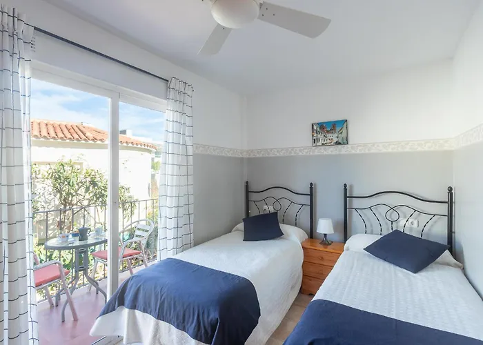 Apartamentos Mundaka Albir